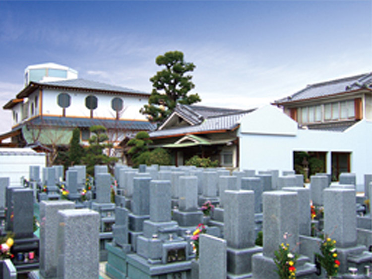 泰清寺墓地