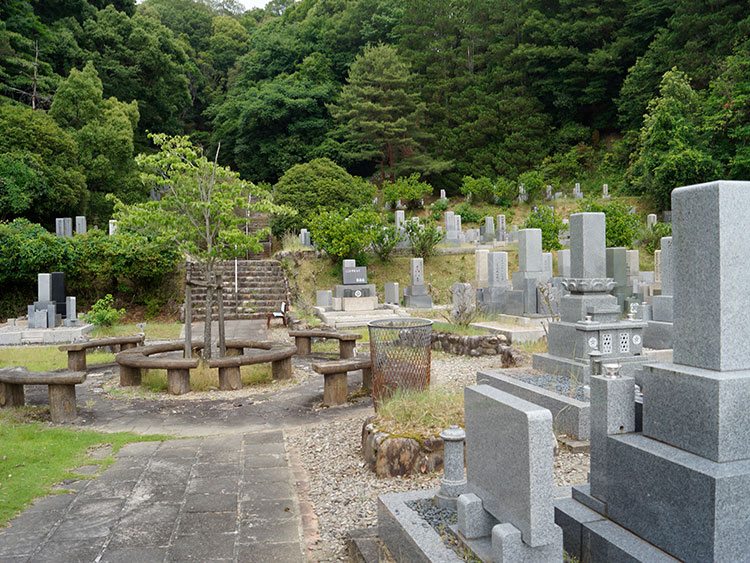 奈良市営　奈良市寺山霊苑