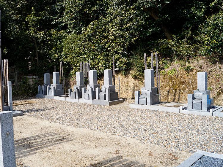宝善院墓地