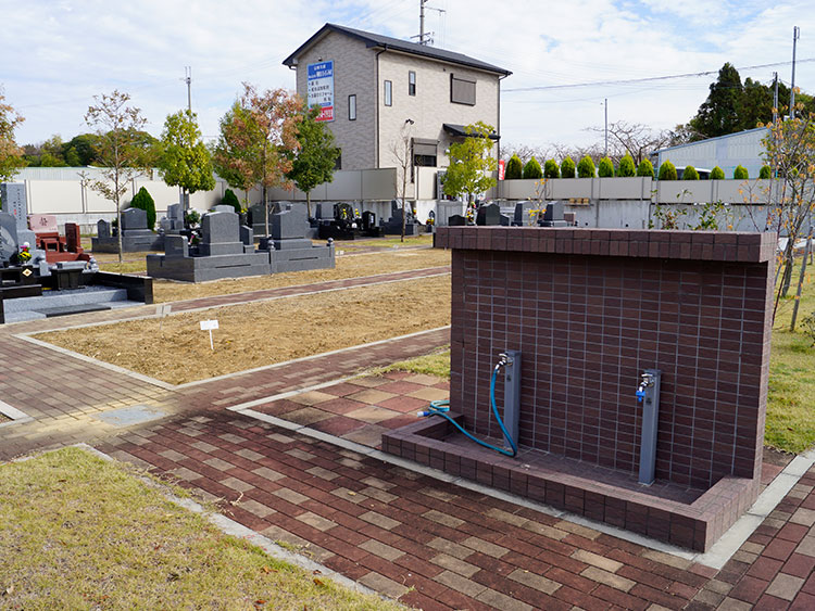 桃の郷霊園